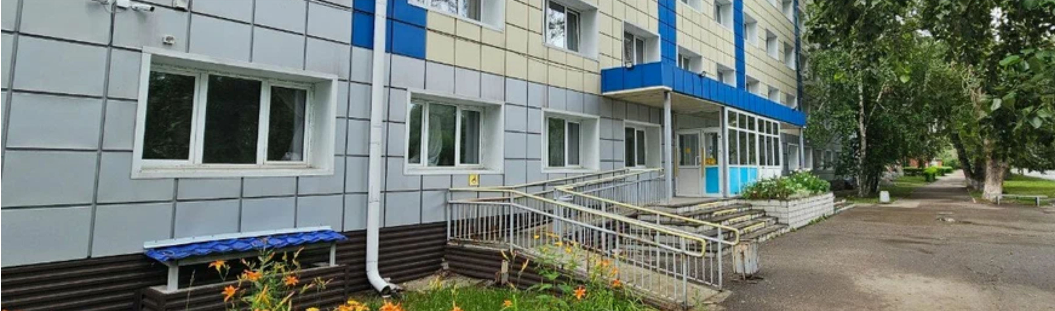Восточно-Казахстанское училище искусств им. народных артистов братьев Абдуллиных главное фото
